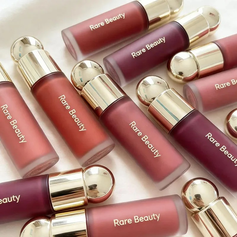 Beauty Makeup Look - Rare Beauty Lip Gloss Liquid Blush