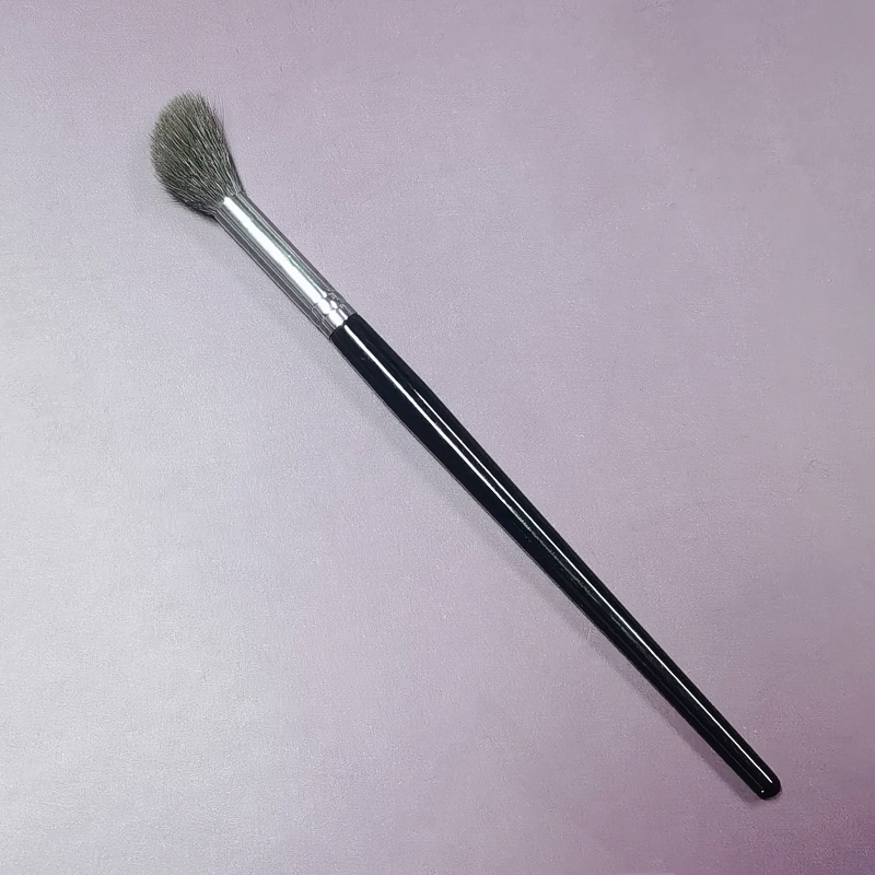 Highlighter Makeup Brushes Blu - Beauty Queen Makeup บทวิจารณ์และราคา