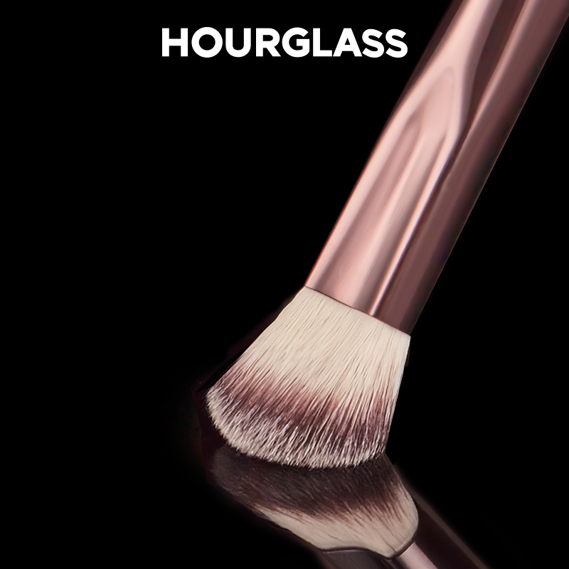 Hourglass Makeup Brush- No.19  - Beauty Queen Makeup บทวิจารณ์และราคา