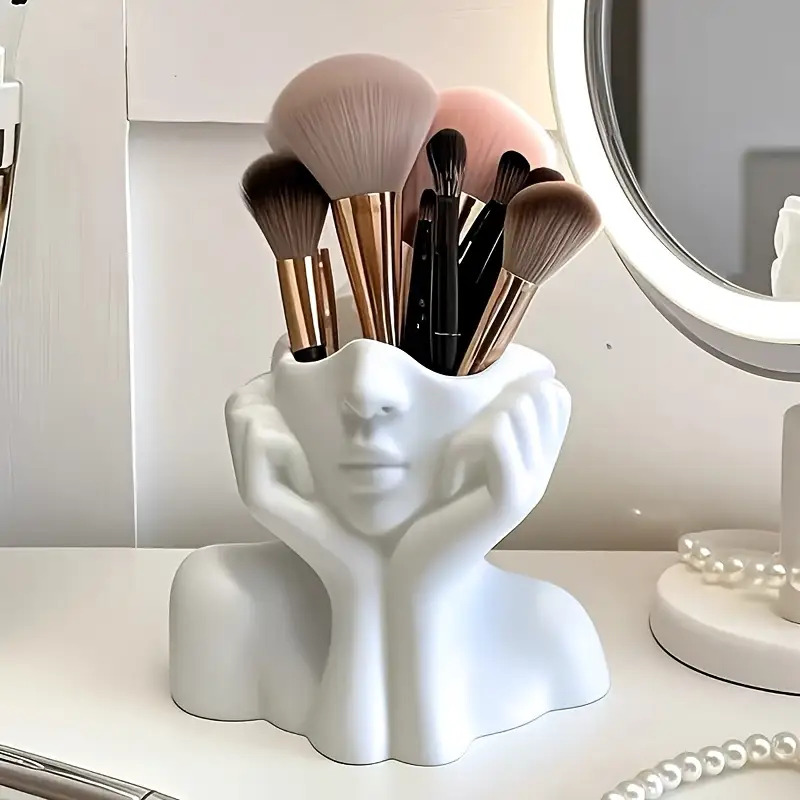 Face Shape Makeup Brush Holder - Beauty Queen Makeup บทวิจารณ์และราคา
