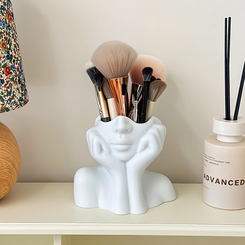 Face Shape Makeup Brush Holder - Beauty Queen Makeup บทวิจารณ์และราคา
